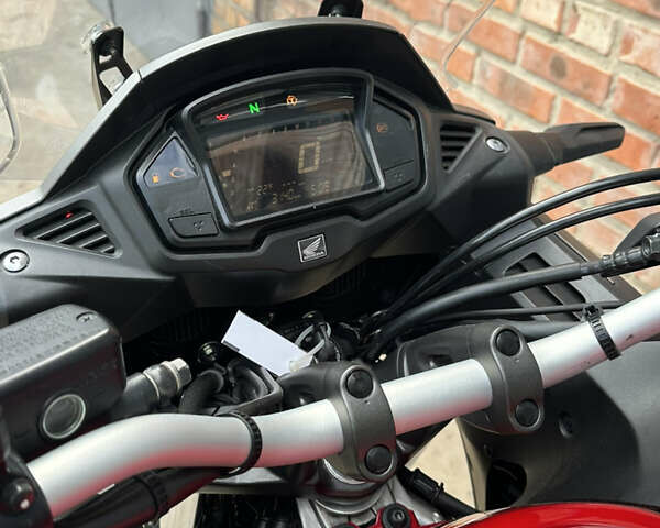 Хонда VFR 800X Crossrunner, объемом двигателя 0 л и пробегом 37 тыс. км за 9200 $, фото 21 на Automoto.ua