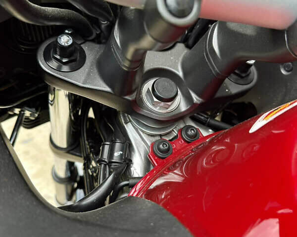 Хонда VFR 800X Crossrunner, объемом двигателя 0 л и пробегом 37 тыс. км за 9200 $, фото 13 на Automoto.ua