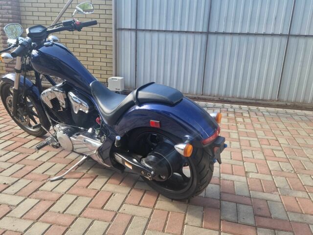 Хонда VT 1300CX Fury, объемом двигателя 1.3 л и пробегом 0 тыс. км за 9500 $, фото 5 на Automoto.ua