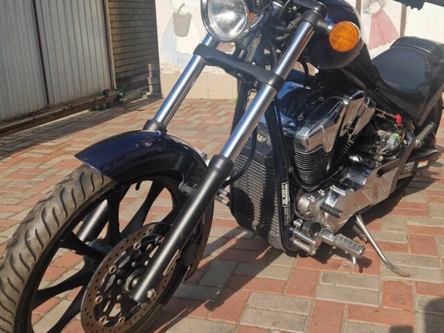 Хонда VT 1300CX Fury, объемом двигателя 1.3 л и пробегом 0 тыс. км за 9500 $, фото 3 на Automoto.ua