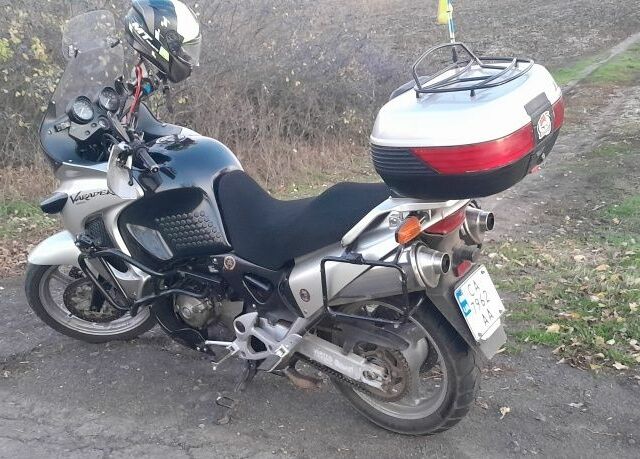 Хонда Варадеро, объемом двигателя 1 л и пробегом 0 тыс. км за 4400 $, фото 1 на Automoto.ua