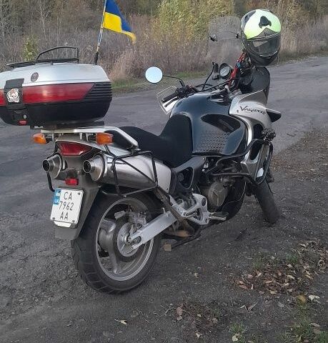 Хонда Варадеро, объемом двигателя 1 л и пробегом 0 тыс. км за 4400 $, фото 5 на Automoto.ua