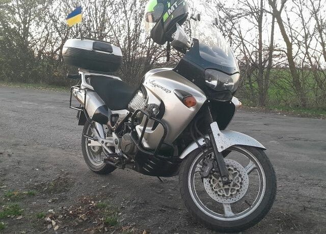 Хонда Варадеро, объемом двигателя 1 л и пробегом 0 тыс. км за 4400 $, фото 2 на Automoto.ua