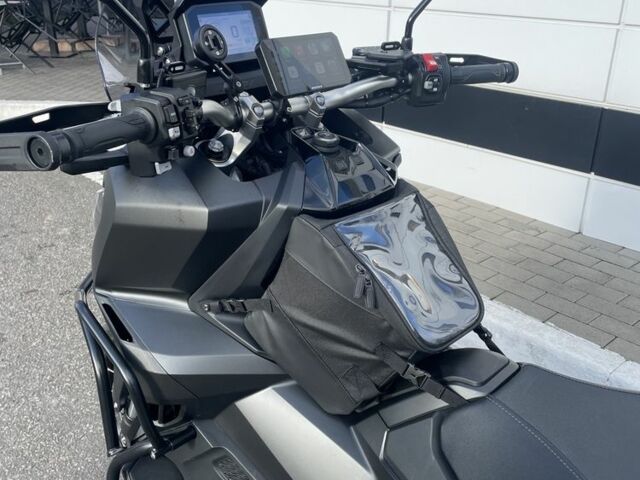 Хонда X-ADV, объемом двигателя 0.75 л и пробегом 0 тыс. км за 12000 $, фото 5 на Automoto.ua