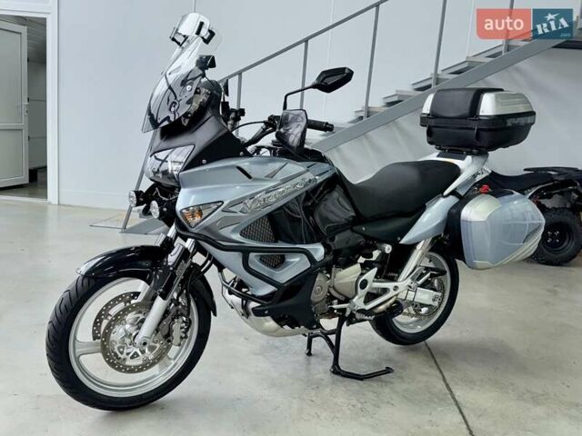 Хонда XL 1000V Varadero, об'ємом двигуна 1 л та пробігом 48 тис. км за 6999 $, фото 5 на Automoto.ua