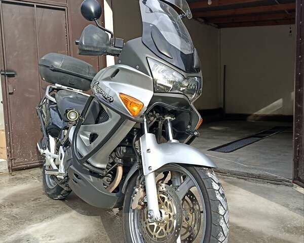 Серый Хонда XL 1000V Varadero, объемом двигателя 1 л и пробегом 65 тыс. км за 5800 $, фото 16 на Automoto.ua