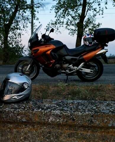 Помаранчевий Хонда XL 1000V Varadero, об'ємом двигуна 1 л та пробігом 74 тис. км за 4700 $, фото 4 на Automoto.ua