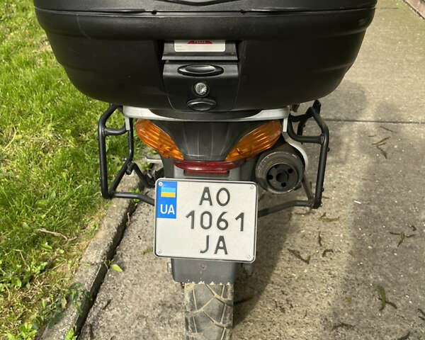 Хонда XL 125V Varadero, объемом двигателя 0 л и пробегом 45 тыс. км за 2171 $, фото 4 на Automoto.ua