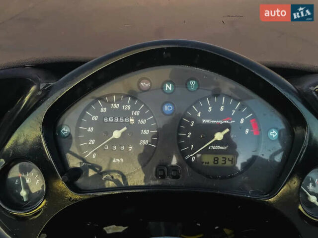 Хонда XL 650V Transalp 2000 в Житомире на Automoto.ua Черный Хонда XL 650V Transalp, объемом двигателя 0.65 л и пробегом 68 тыс. км за 3700 $, фото 17 на Automoto.ua