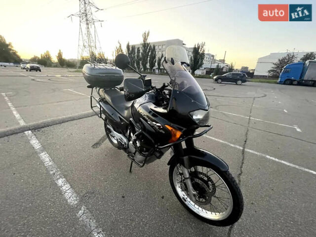 Хонда XL 650V Transalp 2000 в Житомире на Automoto.ua Черный Хонда XL 650V Transalp, объемом двигателя 0.65 л и пробегом 68 тыс. км за 3700 $, фото 4 на Automoto.ua