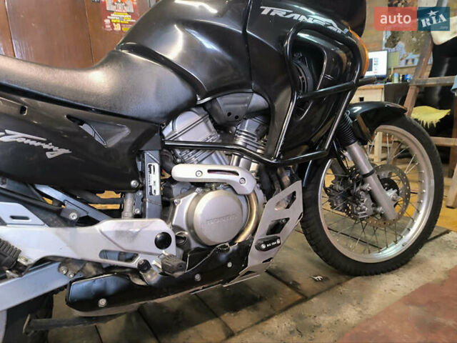 Черный Хонда XL 650V Transalp, объемом двигателя 0.65 л и пробегом 78 тыс. км за 3900 $, фото 5 на Automoto.ua