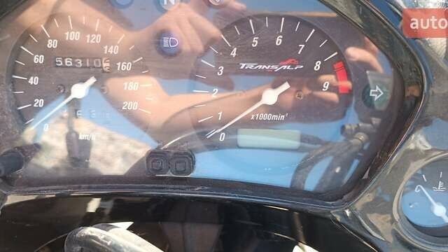 Черный Хонда XL 650V Transalp, объемом двигателя 0.65 л и пробегом 56 тыс. км за 2500 $, фото 4 на Automoto.ua