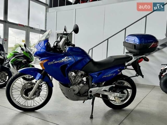 Хонда XL 650V Transalp, объемом двигателя 0.65 л и пробегом 47 тыс. км за 4299 $, фото 3 на Automoto.ua