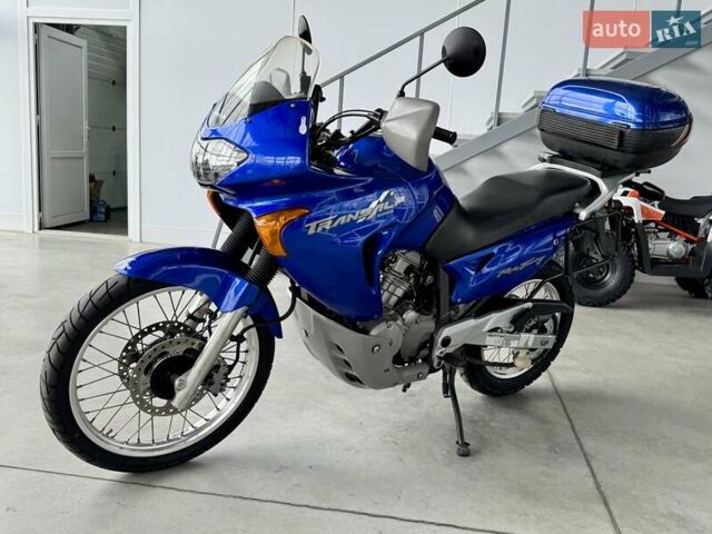 Хонда XL 650V Transalp, объемом двигателя 0.65 л и пробегом 47 тыс. км за 4299 $, фото 4 на Automoto.ua