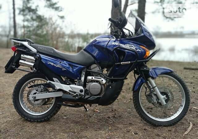 Хонда XL 650V Transalp, объемом двигателя 0 л и пробегом 41 тыс. км за 4600 $, фото 8 на Automoto.ua