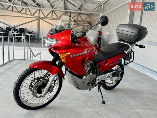 Хонда XL 650V Transalp 2000 в Хмельницком на Automoto.ua Хонда XL 650V Transalp, объемом двигателя 0.65 л и пробегом 50 тыс. км за 4199 $, фото 2 на Automoto.ua