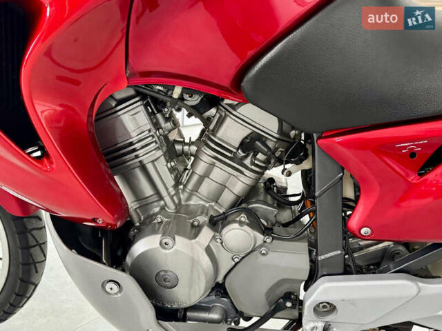 Хонда XL 650V Transalp 2000 в Хмельницком на Automoto.ua Хонда XL 650V Transalp, объемом двигателя 0.65 л и пробегом 50 тыс. км за 4199 $, фото 8 на Automoto.ua