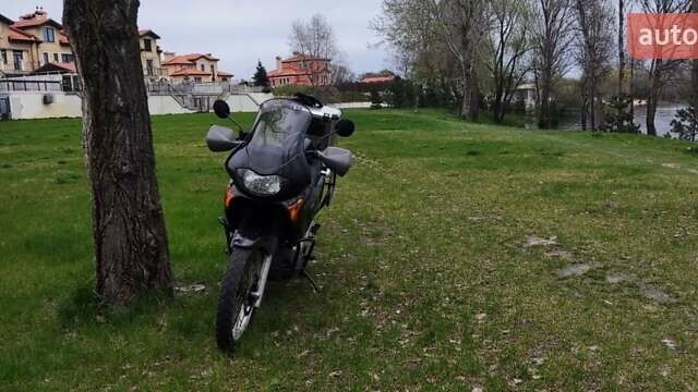 Хонда XL 650V Transalp 2000 в Киеве на Automoto.ua Хонда XL 650V Transalp, объемом двигателя 0.65 л и пробегом 70 тыс. км за 4000 $, фото 1 на Automoto.ua