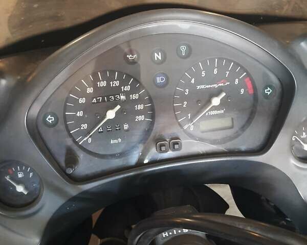 Хонда XL 650V Transalp, объемом двигателя 0 л и пробегом 47 тыс. км за 3800 $, фото 3 на Automoto.ua