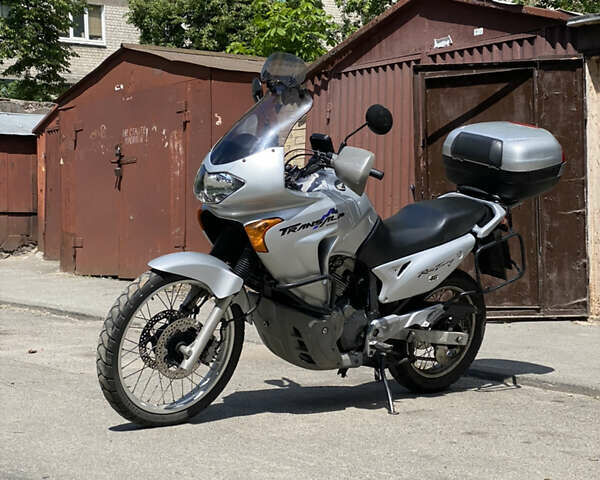 Сірий Хонда XL 650V Transalp, об'ємом двигуна 0.65 л та пробігом 63 тис. км за 4200 $, фото 2 на Automoto.ua