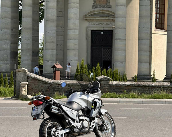 Хонда XL 650V Transalp 2001 в Львове на Automoto.ua Серый Хонда XL 650V Transalp, объемом двигателя 0.65 л и пробегом 68 тыс. км за 4600 $, фото 2 на Automoto.ua