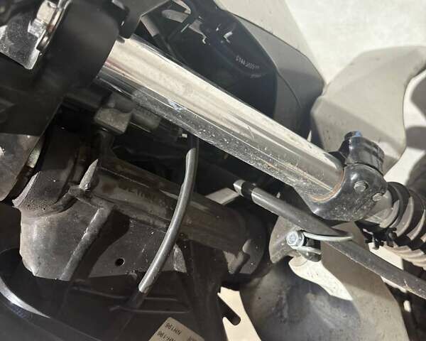 Білий Хонда XR 150L, об'ємом двигуна 0.15 л та пробігом 22 тис. км за 1937 $, фото 4 на Automoto.ua