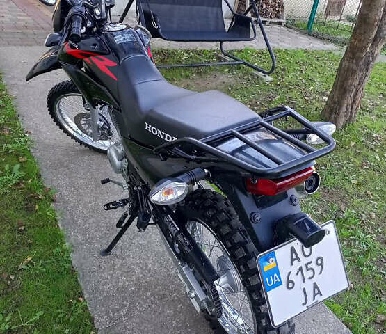 Черный Хонда XR 150L, объемом двигателя 0.15 л и пробегом 6 тыс. км за 1800 $, фото 3 на Automoto.ua