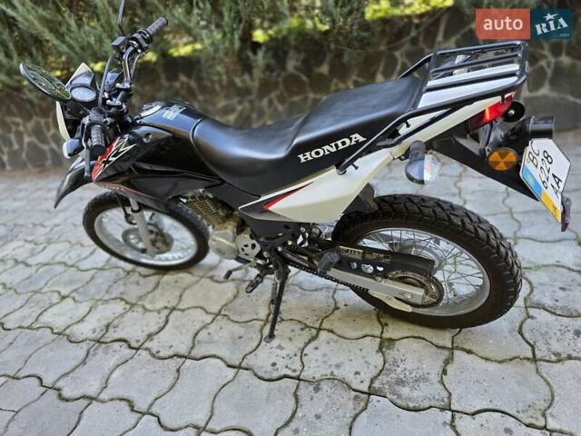 Чорний Хонда XR 150L, об'ємом двигуна 0.15 л та пробігом 3 тис. км за 2000 $, фото 7 на Automoto.ua