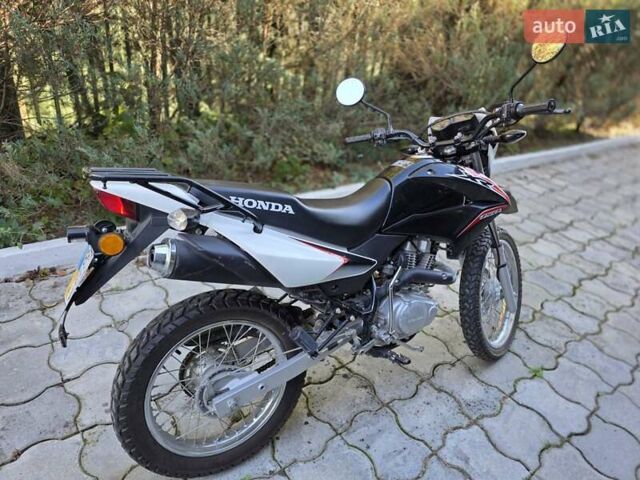 Чорний Хонда XR 150L, об'ємом двигуна 0.15 л та пробігом 3 тис. км за 2000 $, фото 6 на Automoto.ua