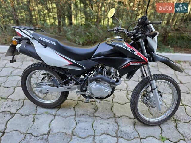 Чорний Хонда XR 150L, об'ємом двигуна 0.15 л та пробігом 3 тис. км за 2000 $, фото 12 на Automoto.ua
