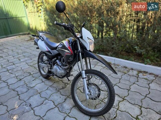 Чорний Хонда XR 150L, об'ємом двигуна 0.15 л та пробігом 3 тис. км за 2000 $, фото 1 на Automoto.ua