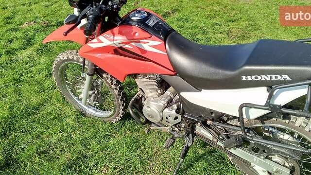 Червоний Хонда XR 150L, об'ємом двигуна 0 л та пробігом 12 тис. км за 2050 $, фото 3 на Automoto.ua