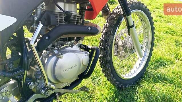 Червоний Хонда XR 150L, об'ємом двигуна 0 л та пробігом 12 тис. км за 2050 $, фото 6 на Automoto.ua
