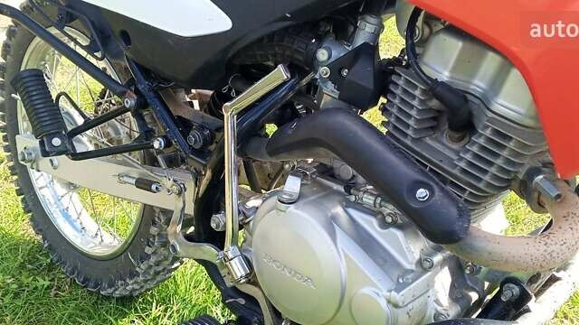 Червоний Хонда XR 150L, об'ємом двигуна 0 л та пробігом 12 тис. км за 2050 $, фото 7 на Automoto.ua