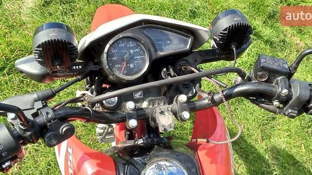 Червоний Хонда XR 150L, об'ємом двигуна 0 л та пробігом 12 тис. км за 2050 $, фото 5 на Automoto.ua