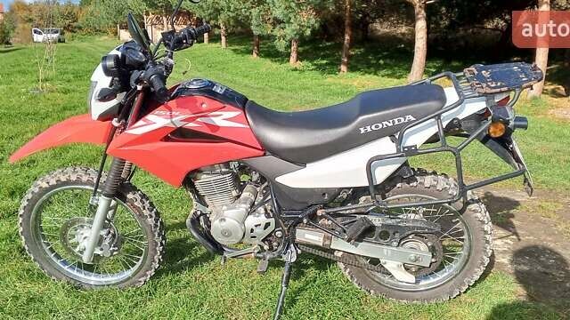 Червоний Хонда XR 150L, об'ємом двигуна 0 л та пробігом 12 тис. км за 2050 $, фото 2 на Automoto.ua