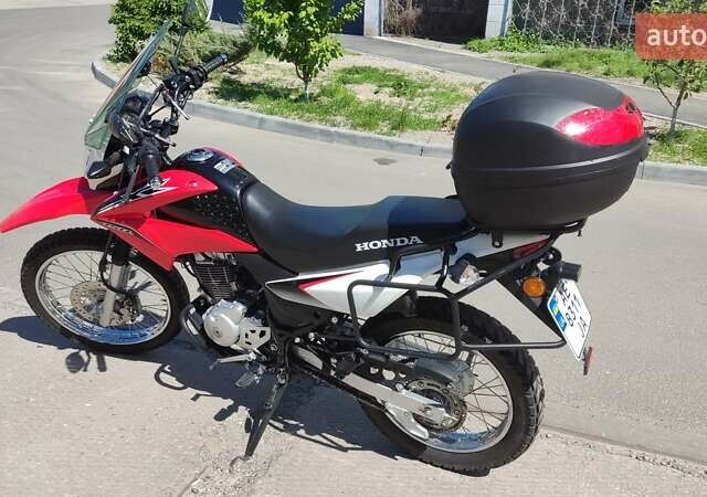 Красный Хонда XR 150L, объемом двигателя 0.15 л и пробегом 12 тыс. км за 1500 $, фото 4 на Automoto.ua