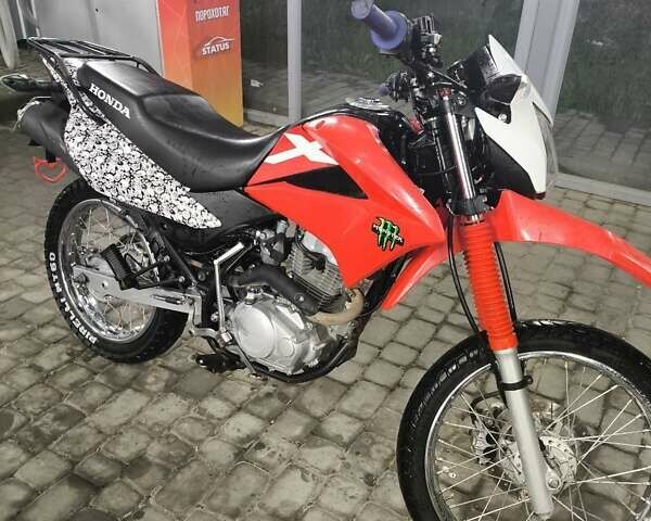 Красный Хонда XR 150L, объемом двигателя 0.15 л и пробегом 13 тыс. км за 2040 $, фото 1 на Automoto.ua