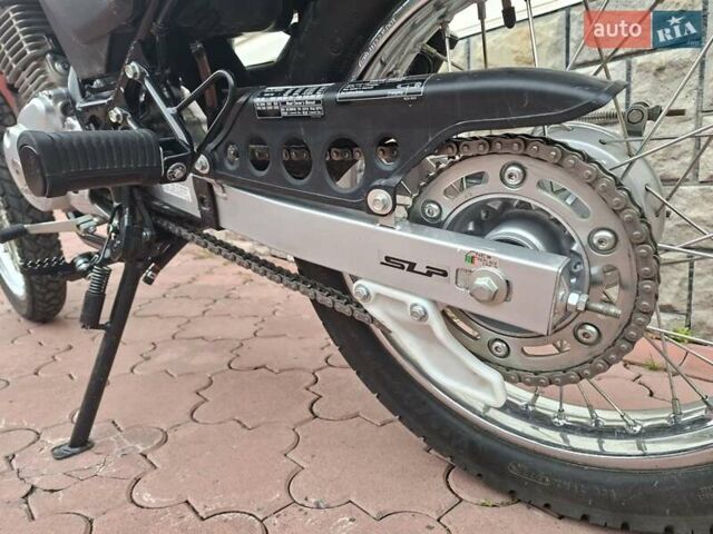 Красный Хонда XR 150L, объемом двигателя 0.15 л и пробегом 2 тыс. км за 2400 $, фото 12 на Automoto.ua