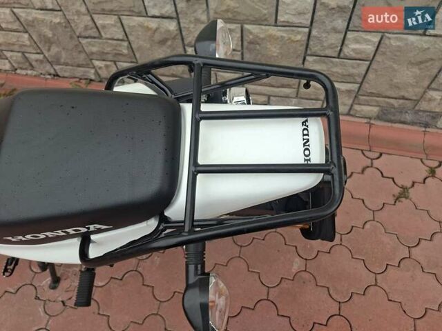 Красный Хонда XR 150L, объемом двигателя 0.15 л и пробегом 2 тыс. км за 2400 $, фото 33 на Automoto.ua