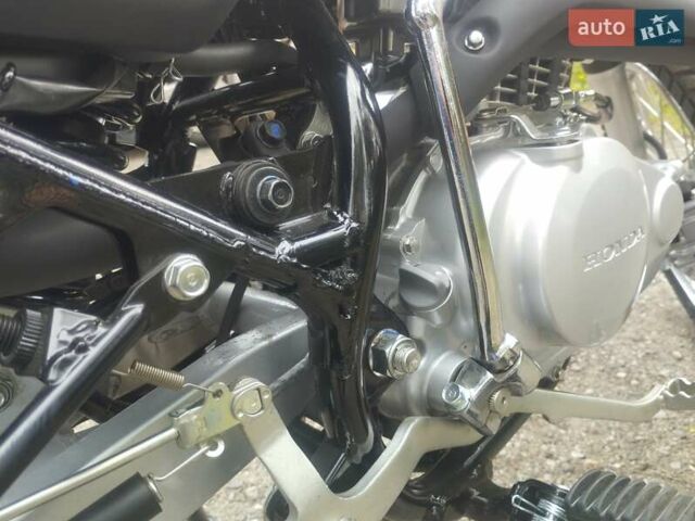 Червоний Хонда XR 150L, об'ємом двигуна 0.15 л та пробігом 1 тис. км за 2750 $, фото 6 на Automoto.ua