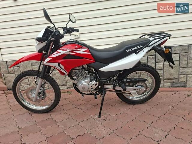 Красный Хонда XR 150L, объемом двигателя 0.15 л и пробегом 2 тыс. км за 2400 $, фото 26 на Automoto.ua