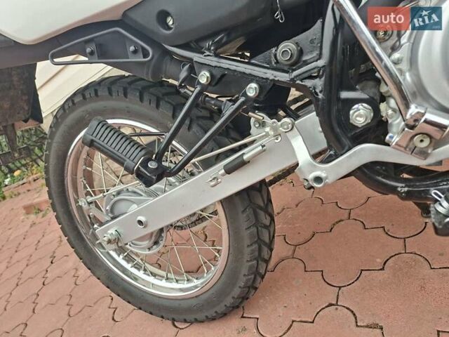 Червоний Хонда XR 150L, об'ємом двигуна 0.15 л та пробігом 2 тис. км за 2400 $, фото 35 на Automoto.ua