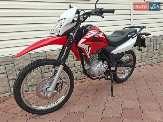Красный Хонда XR 150L, объемом двигателя 0.15 л и пробегом 2 тыс. км за 2400 $, фото 25 на Automoto.ua