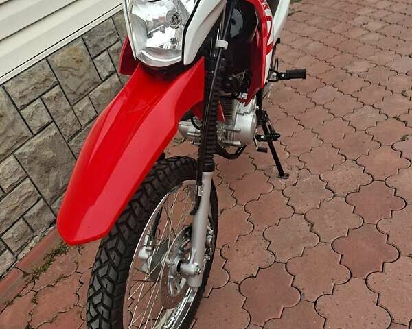 Красный Хонда XR 150L, объемом двигателя 0.15 л и пробегом 2 тыс. км за 2400 $, фото 29 на Automoto.ua