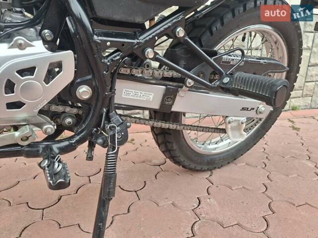 Красный Хонда XR 150L, объемом двигателя 0.15 л и пробегом 2 тыс. км за 2400 $, фото 21 на Automoto.ua