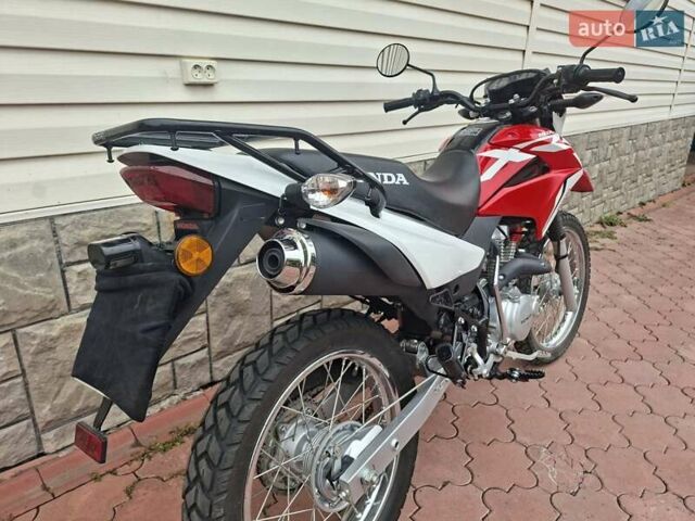 Красный Хонда XR 150L, объемом двигателя 0.15 л и пробегом 2 тыс. км за 2400 $, фото 10 на Automoto.ua