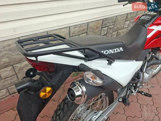 Красный Хонда XR 150L, объемом двигателя 0.15 л и пробегом 2 тыс. км за 2400 $, фото 2 на Automoto.ua
