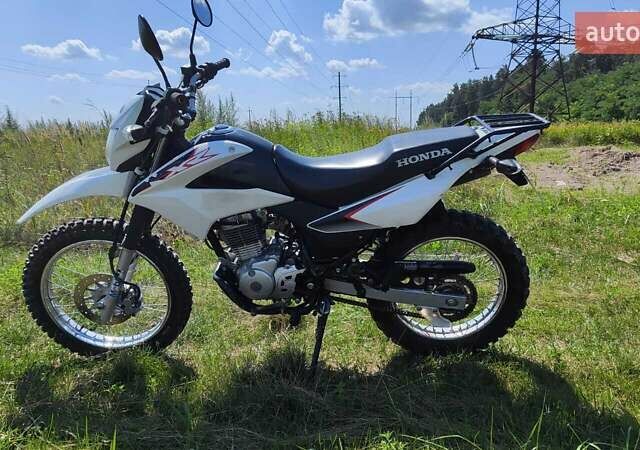 Хонда XR 150L, объемом двигателя 0.15 л и пробегом 15 тыс. км за 1900 $, фото 3 на Automoto.ua