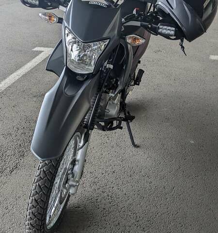 Хонда XR 150L, объемом двигателя 0 л и пробегом 314 тыс. км за 2300 $, фото 1 на Automoto.ua